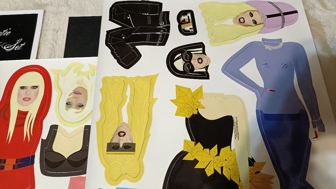 激レア★レディガガ　バーニーズ・ニューヨーク　DRESS-UP SETステッカー