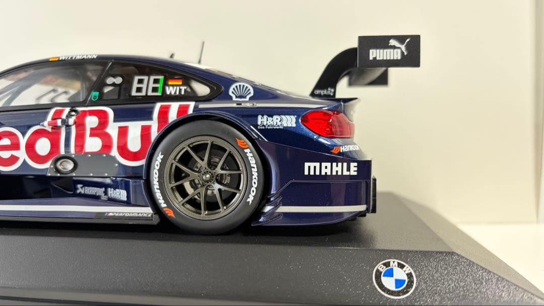 希少【極美品】 M4 DTM 2016 1/18 レッドブル仕様