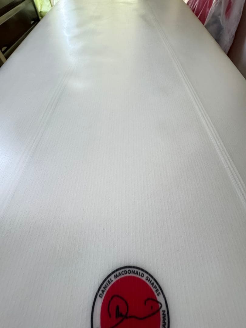 DMSサーフボードアーモンドモデル　EPS使用