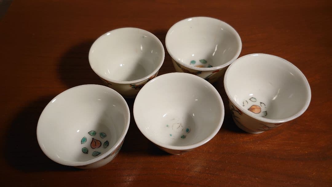 李朝　白磁　色絵　華の図　アンティーク李朝　煎茶碗　５客