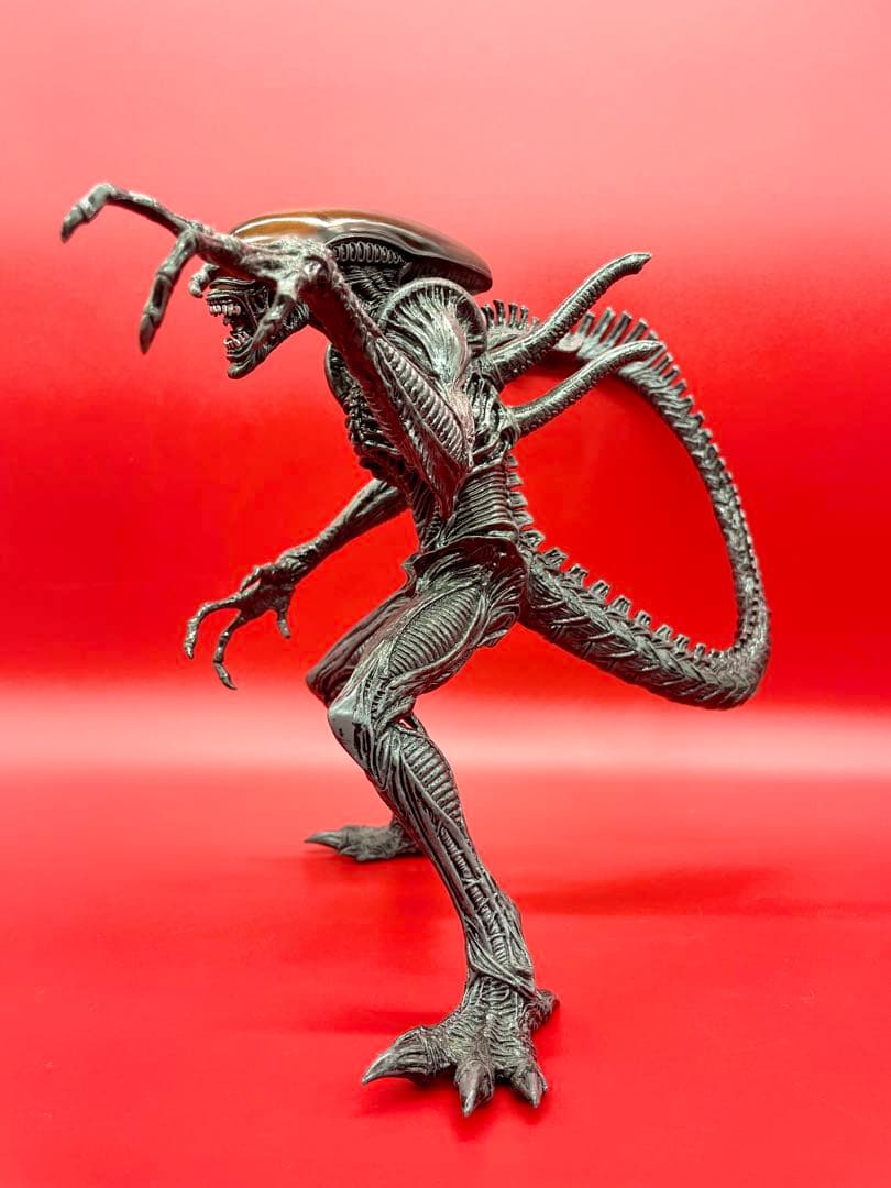 プレデター　リアル　フィギュア　エイリアンvsプレデター　プレミアムvar