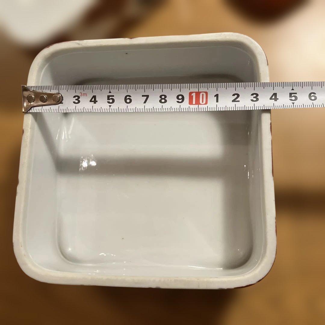 時代物　九谷焼　金襴手　百人一首カルタ紋様４段重箱