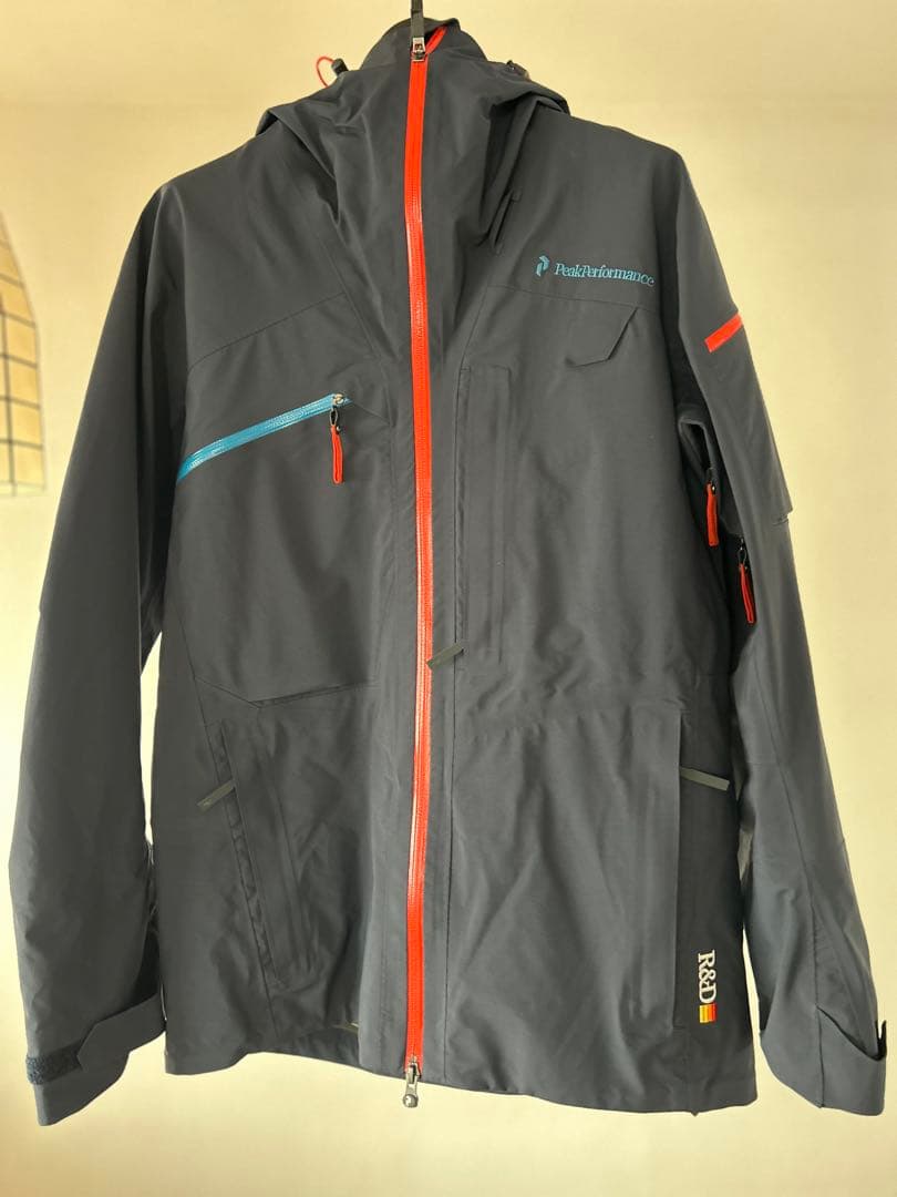 peakperformance ピークパフォーマンス　ゴアテックスジャケット美品