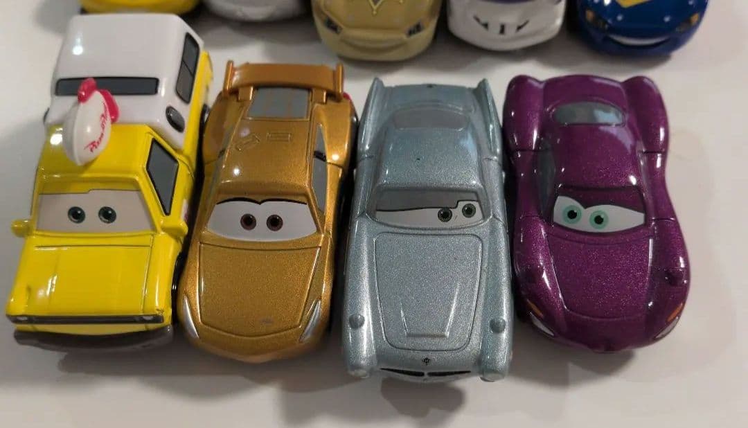 カーズ ミニカー 24台セット