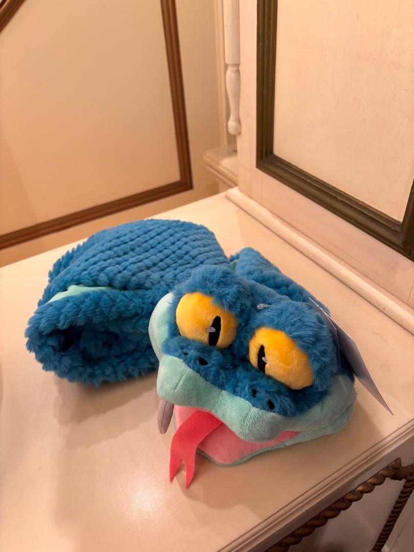 て*虫様 お正月限定価格！東京ディズニーリゾート ゲイリー マフラー ズートピア