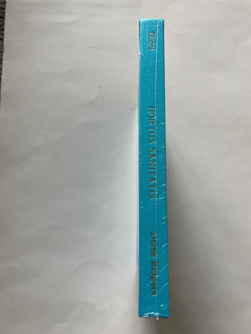 GUCCI 写真集 『Hortus Sanitatis』ポーチ付 未開封