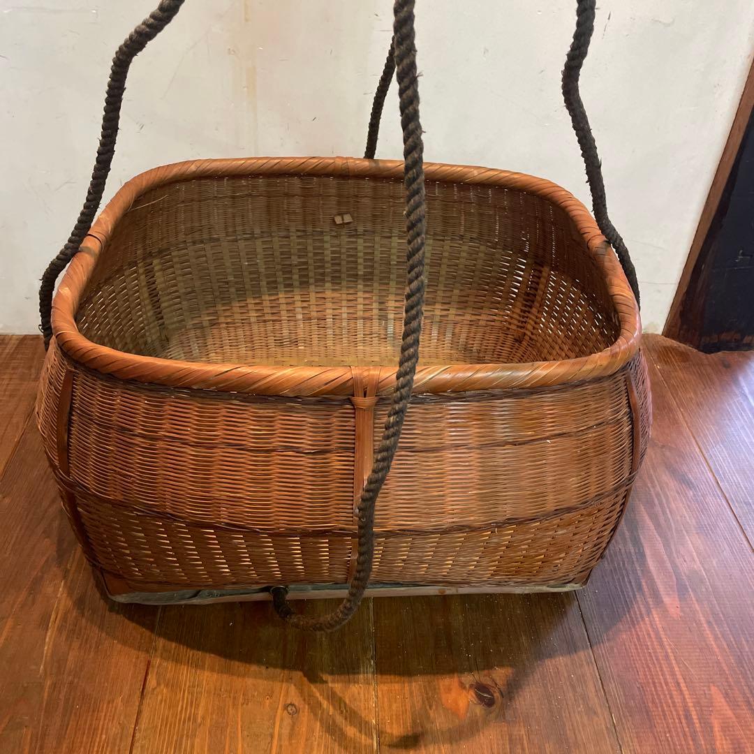 美品　レトロ　竹籠　バスケット　編み籠　収納　かご　大きいサイズ　インテリアに