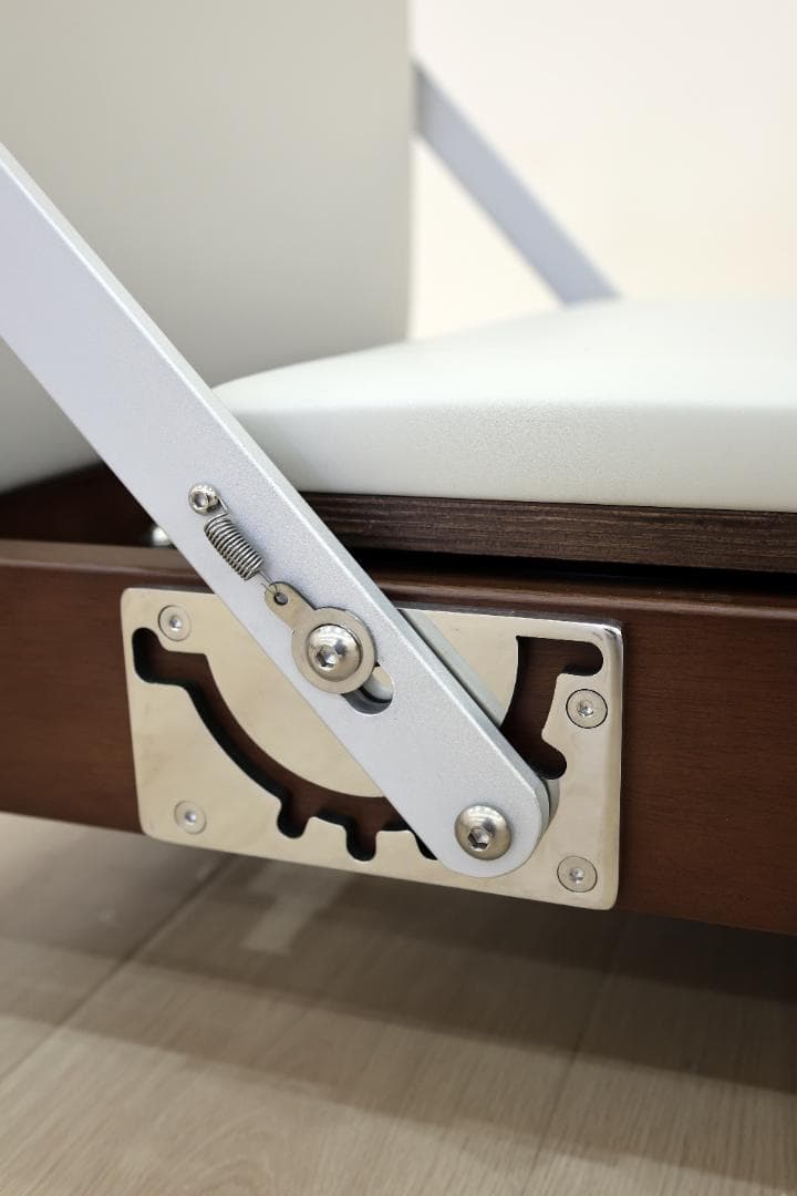 ［送料込み新品］ダークウッドピラティスリフォーマー セット