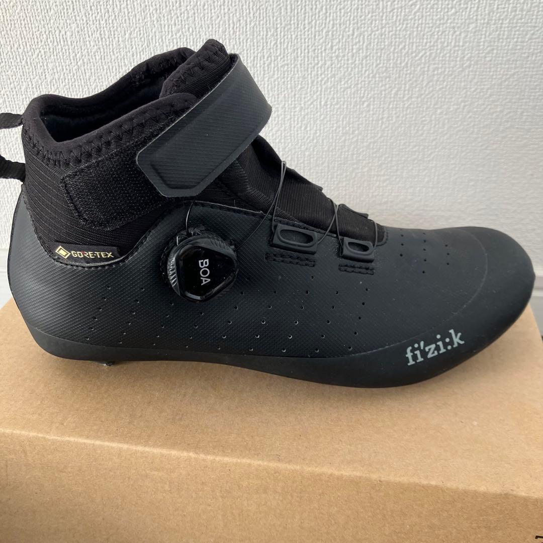 フィジークfizik tempo Artica gtx 40EU ブラック冬用