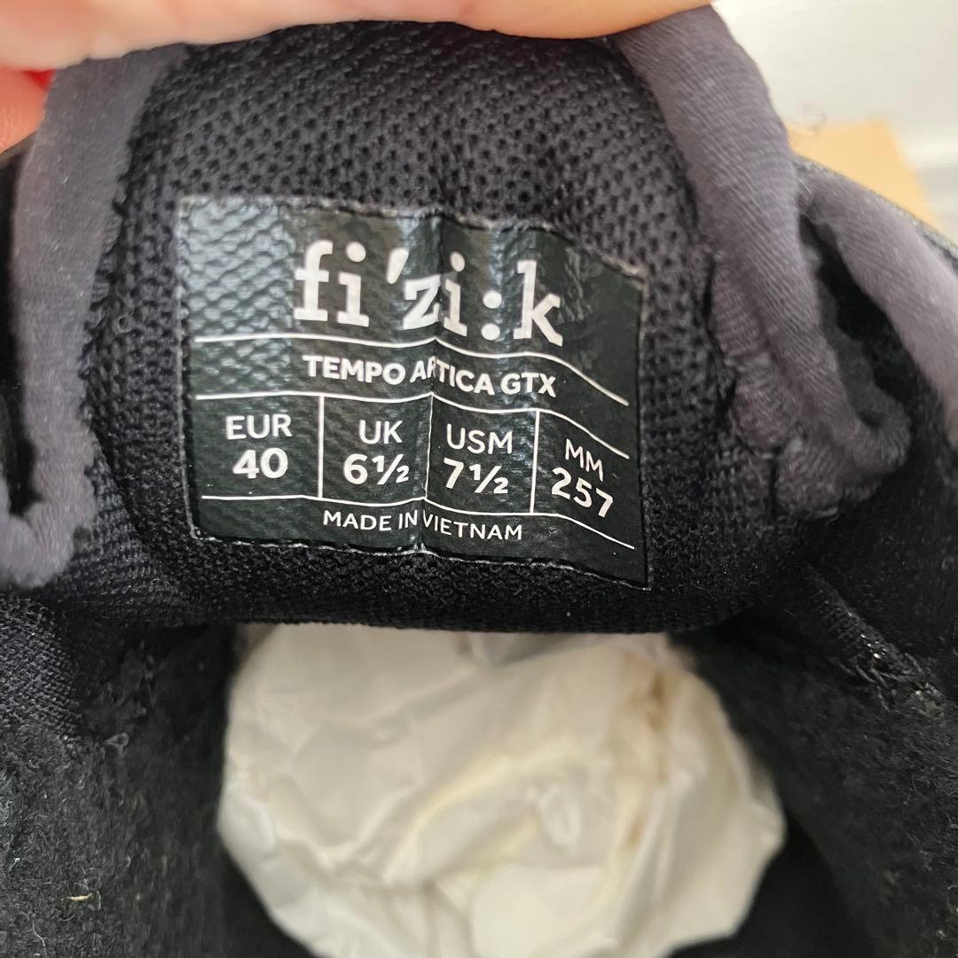 フィジークfizik tempo Artica gtx 40EU ブラック冬用