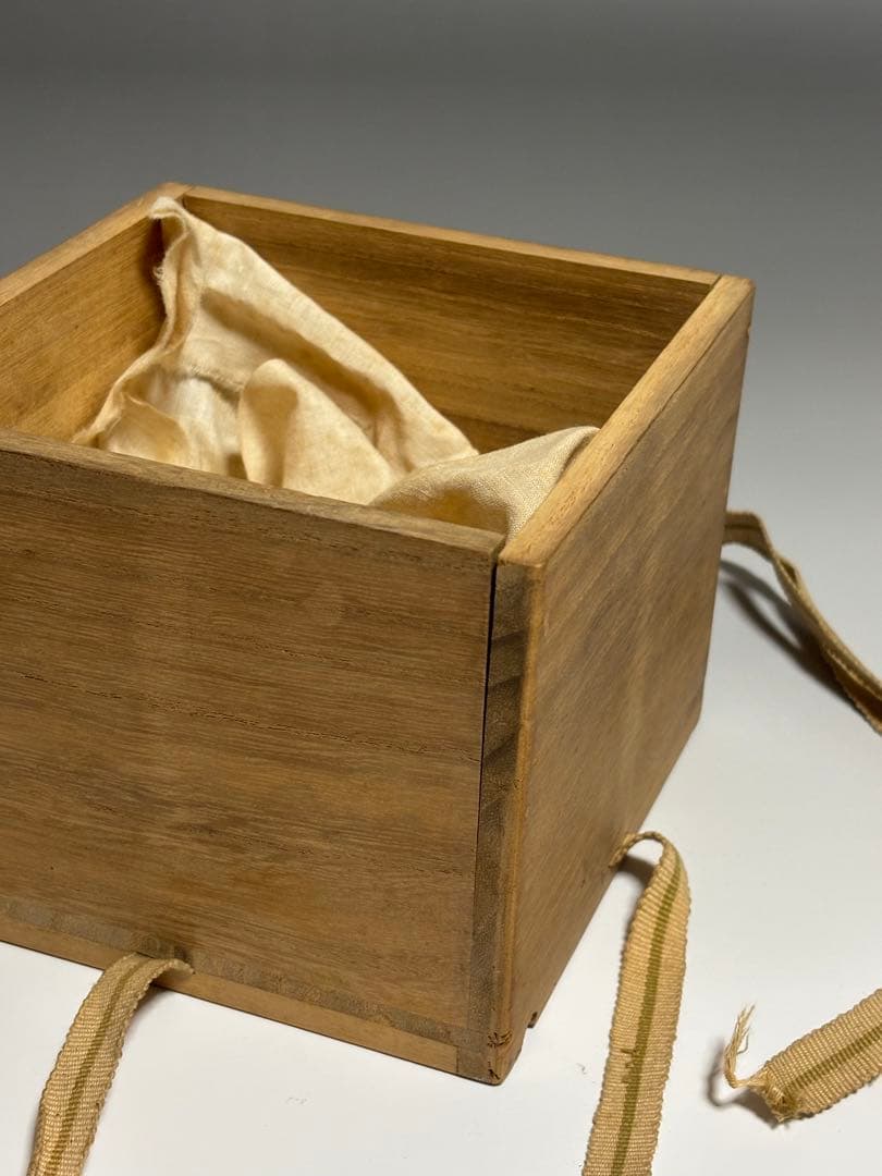 妙心寺形　天目茶碗　14代永楽善五郎（妙全）　共箱