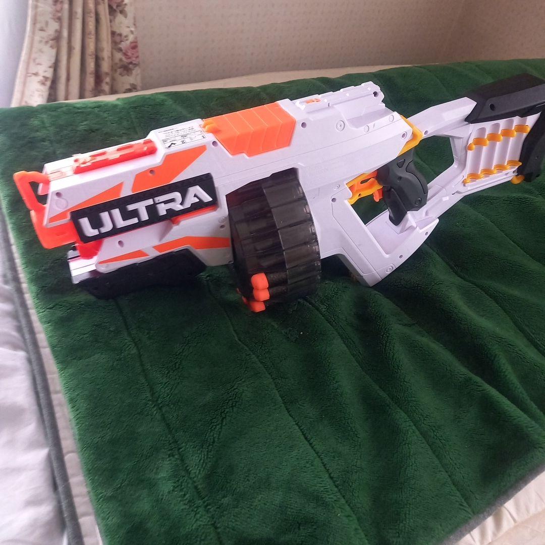 ULTRA トイガン 回転式弾倉付き