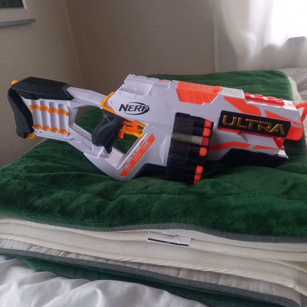 ULTRA トイガン 回転式弾倉付き