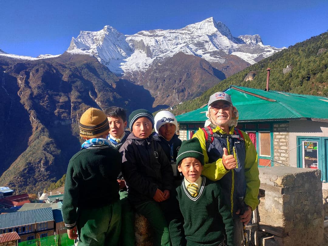 #671 黒いアンモナイト化石 上下セットネパール ヒマラヤ標高3800m