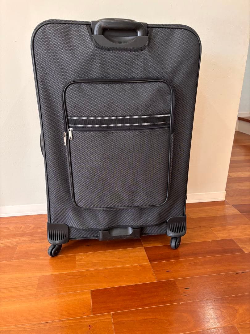 【大幅値引】シフレ escape大容量 138キャリーケース TSAロック付き