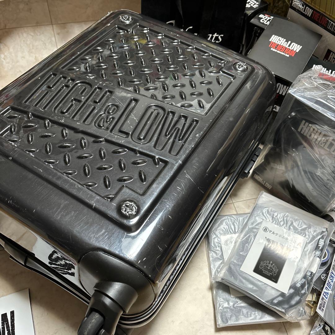 HIGH & LOW ローソンくじ キャリーケース入り他　Tシャツおまけ付き