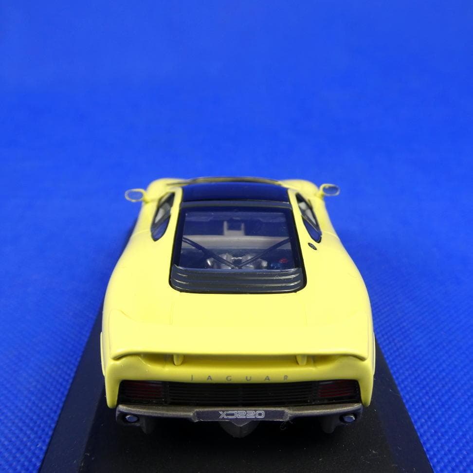 ジャガー★ＸＪ２２０★名前の由来は最高速度２２０マイルを目指した車★ミニカー