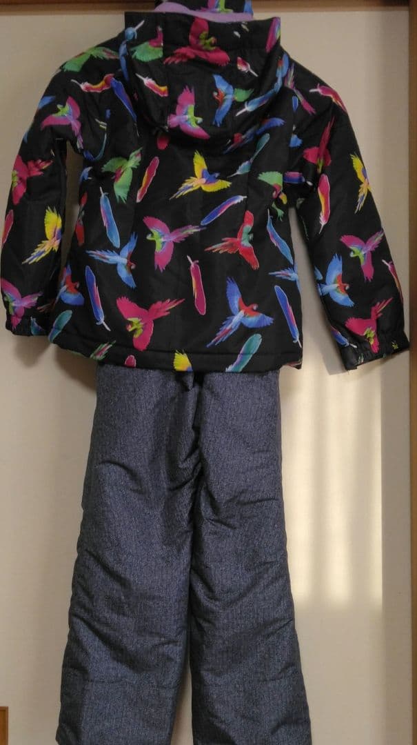 カラフルインコ柄　スキーウエア