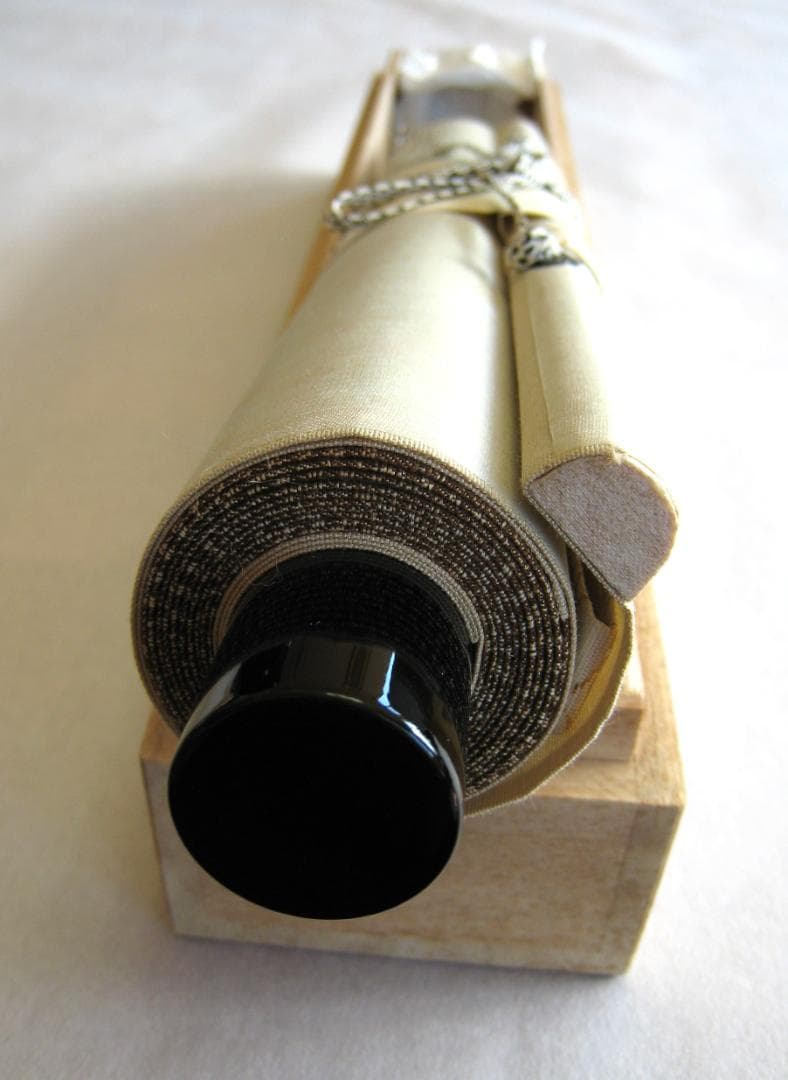 【真筆】茶掛　紅爐一點雪◆大徳寺派 宝林寺 前大徳 福本積應 共箱・タトウ箱付