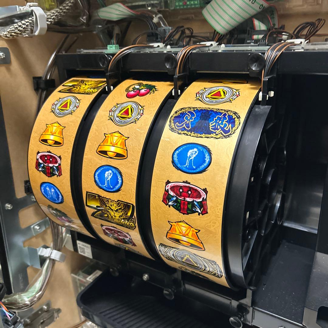 実機　パチスロ　スロット　牙狼　守りし者　レス　５号機　GARO