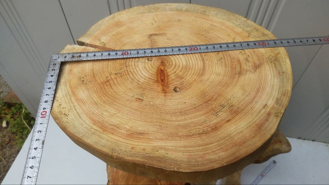 流木を使った天然素材のキャットタワー