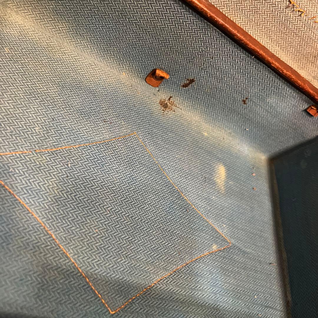 アンティークレザートランク