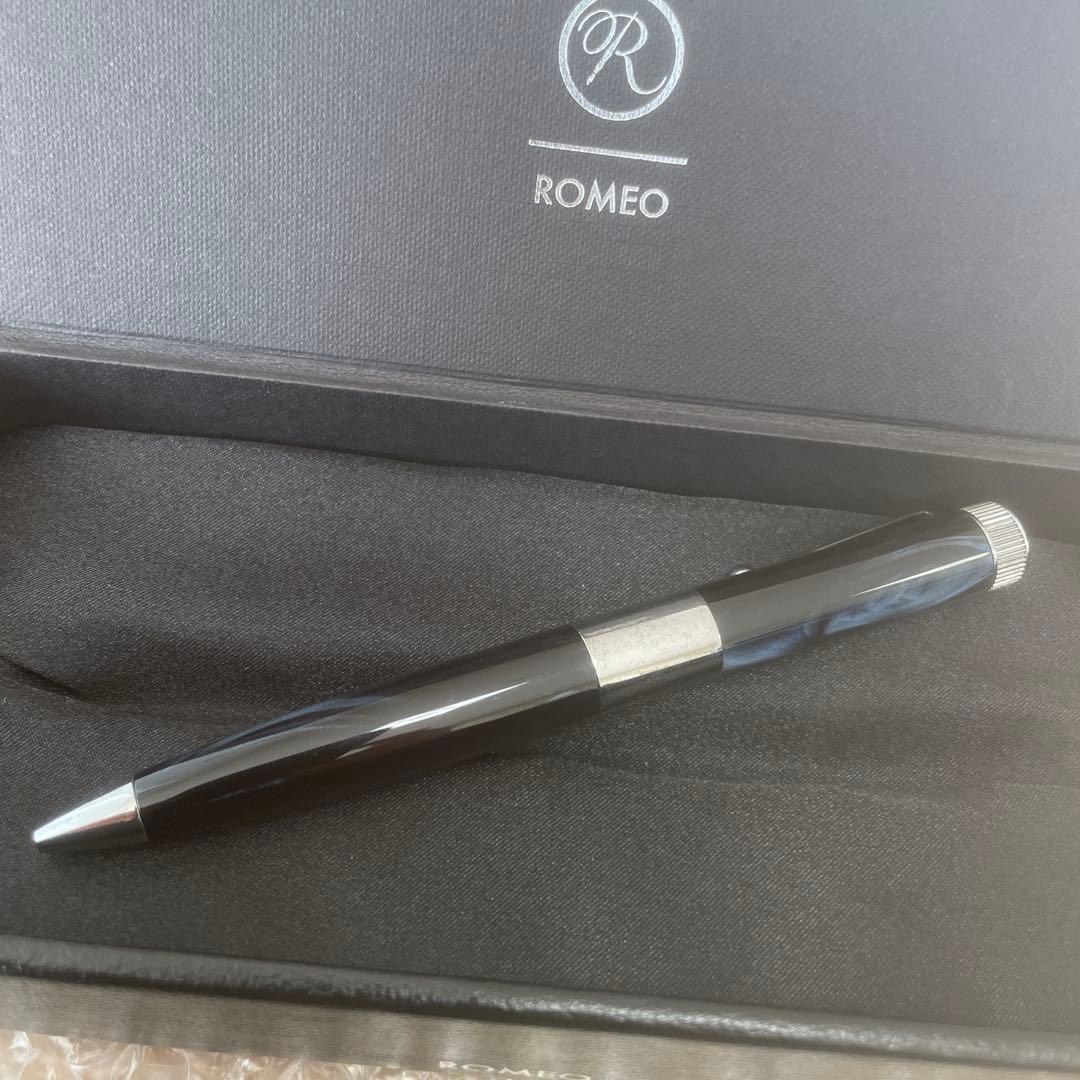 伊東屋　ROMEO No.3ボールペン