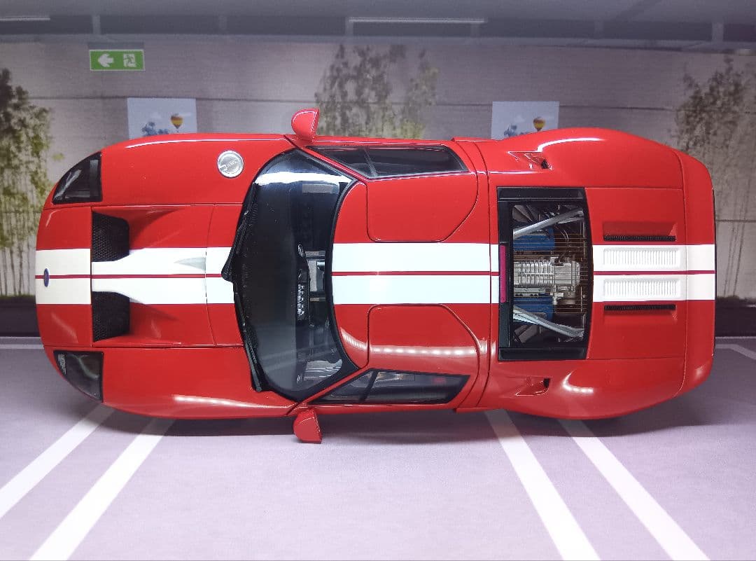 1/18 オートアート Ford GT 2004 訳あり