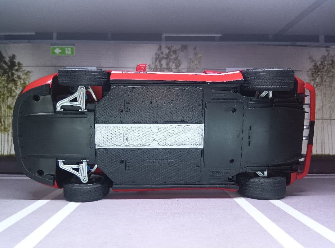 1/18 オートアート Ford GT 2004 訳あり