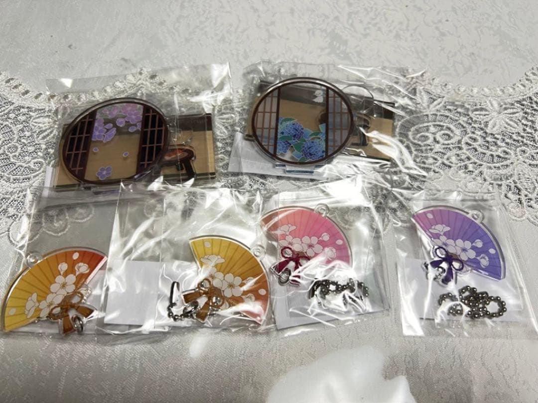 フクヤ　アクリルフレーム アクリルパーツ 缶バッジスタンド キャラ福くじ