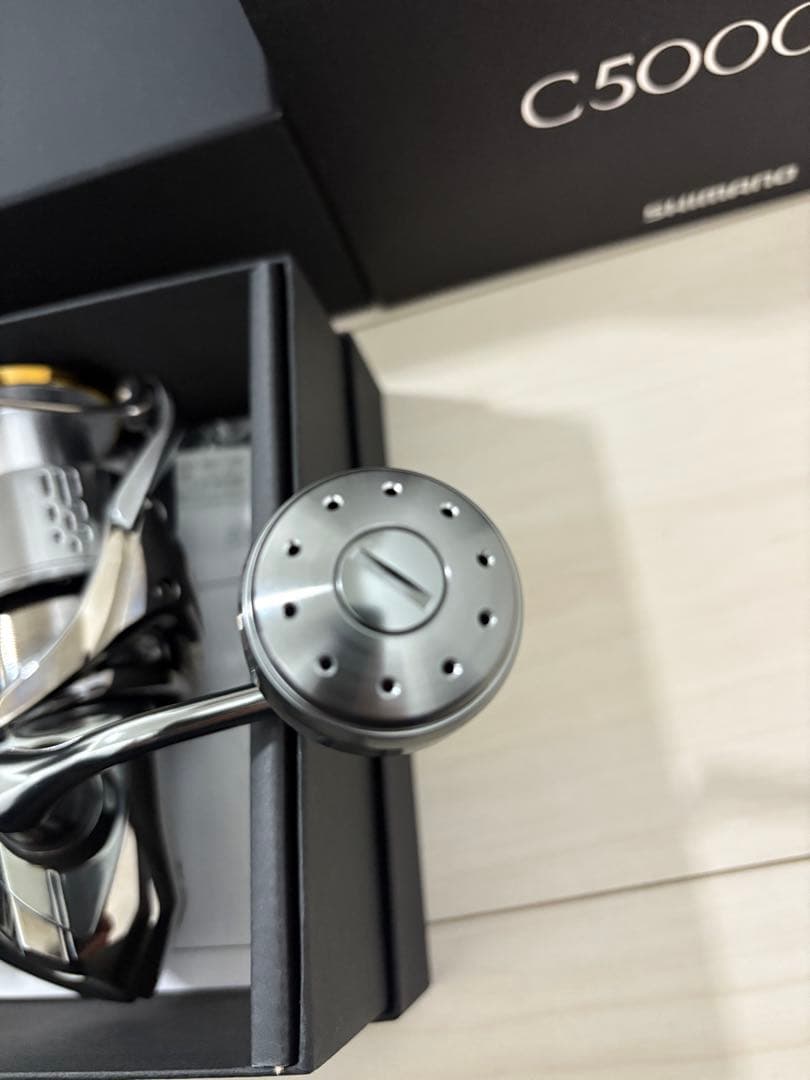 シマノ　18ステラC5000HG 極美品　ほぼ未使用